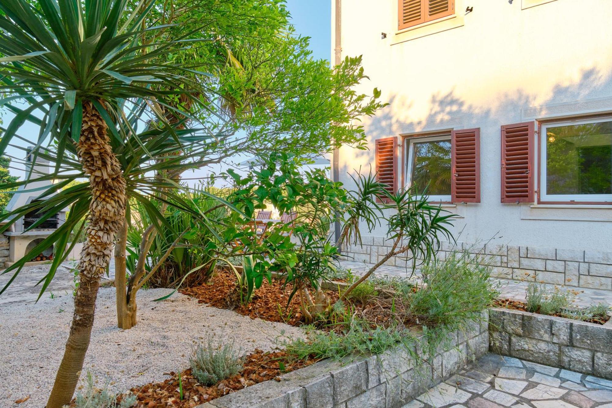 Apartment Pepermint - Iqm Destination Quality Veli Lošinj Extérieur photo